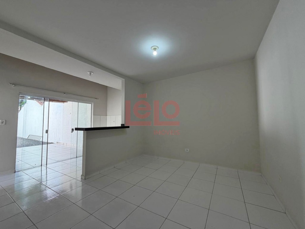 Casa Residencial para locacao no Conjunto Habitacional Requiao em Maringa com 0m² por R$ 1.350,00