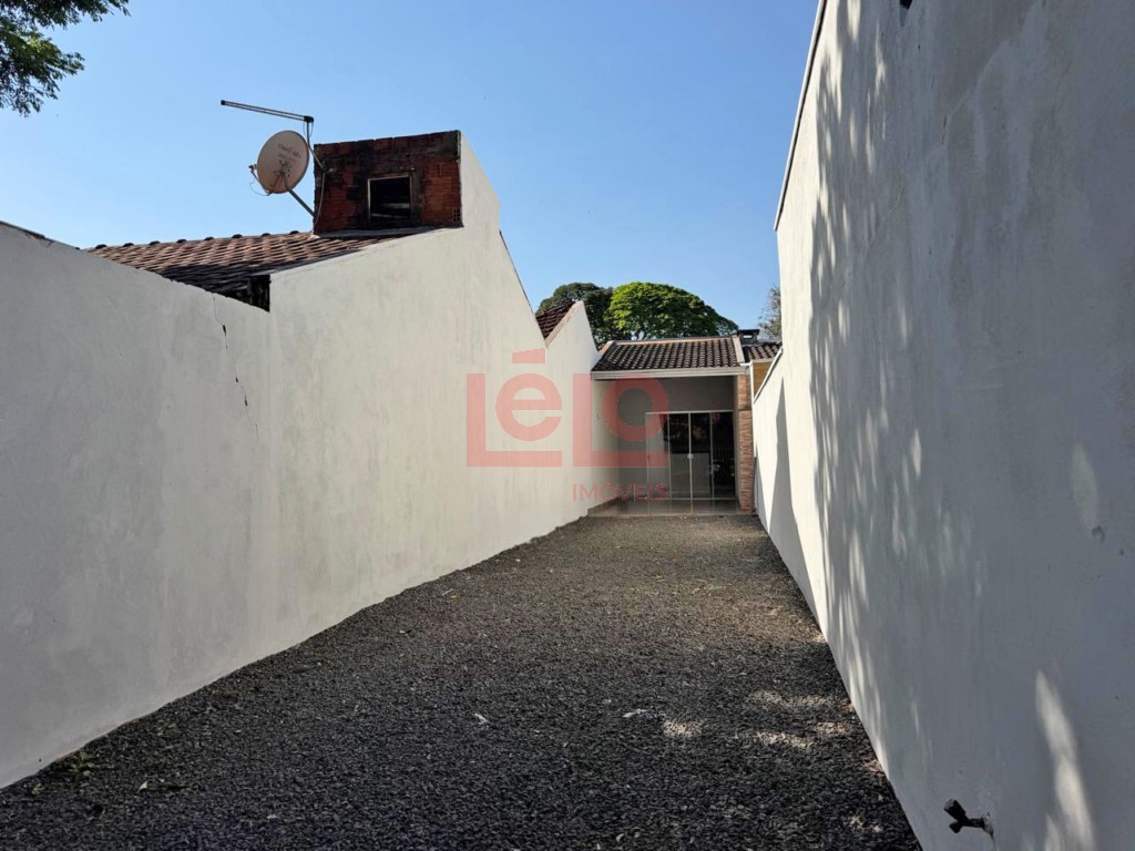 Casa Residencial para locacao no Conjunto Habitacional Requiao em Maringa com 0m² por R$ 1.350,00