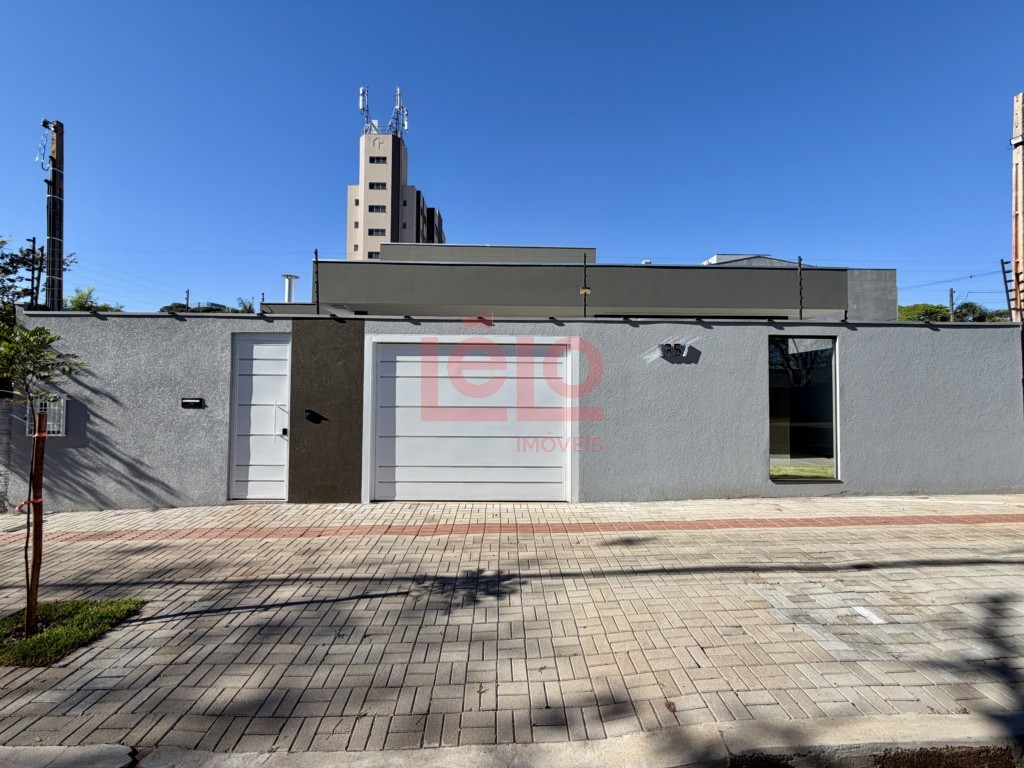 Casa Residencial para venda no Zona 07 em Maringa com 140,11m² por R$ 990.000,00