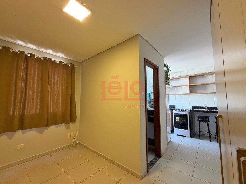 Apartamento para locacao no Zona 07 em Maringa com 81,05m² por R$ 1.500,00