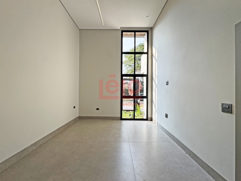 Casa Residencial para venda no Jardim Iguacu em Maringa com 311,76m² por R$ 2.100.000,00