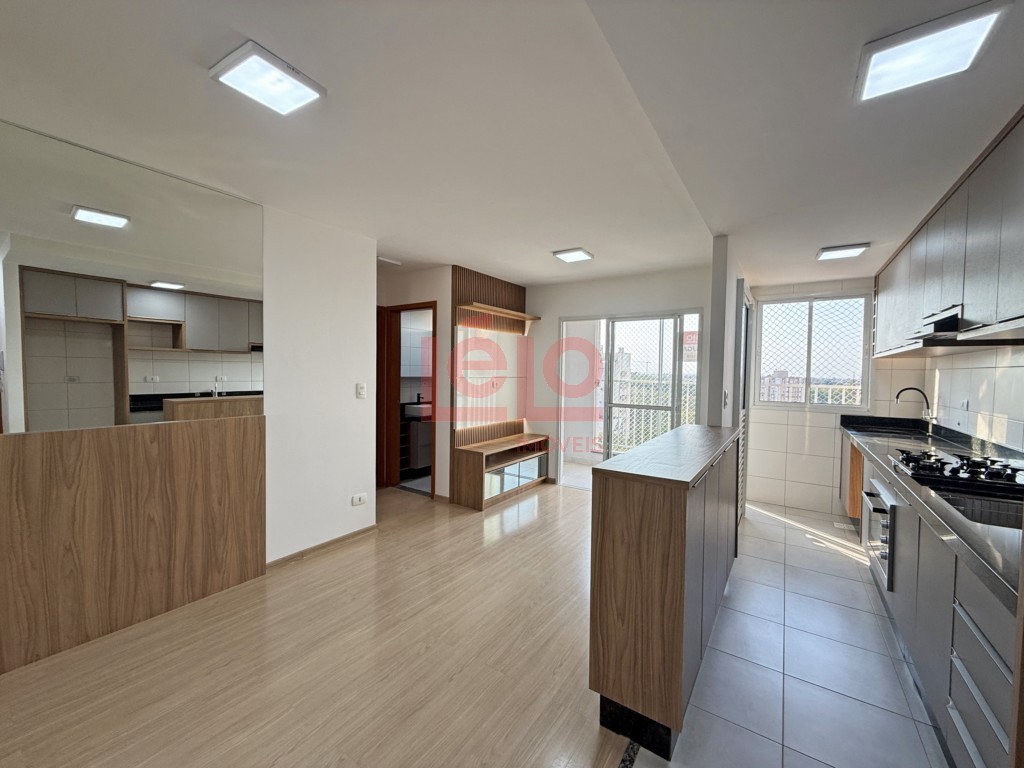 Apartamento para locacao no Zona 07 em Maringa com 95,04m² por R$ 2.300,00
