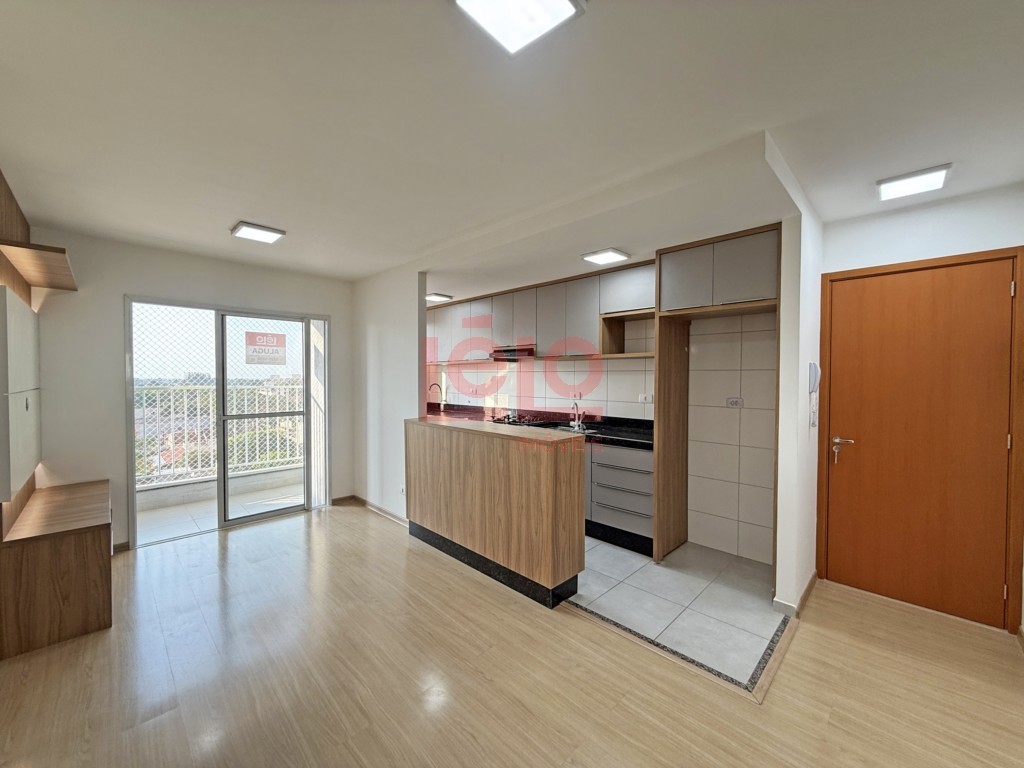 Apartamento para locacao no Zona 07 em Maringa com 95,04m² por R$ 2.300,00