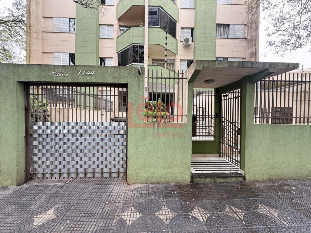 Apartamento para locacao no Zona 07 em Maringa com 131,8m² por R$ 2.200,00