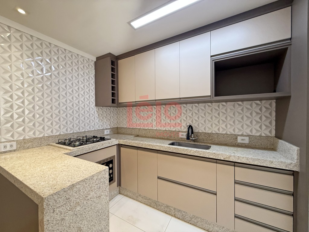 Apartamento para locacao no Jardim Alvorada em Maringa com 76,88m² por R$ 1.800,00