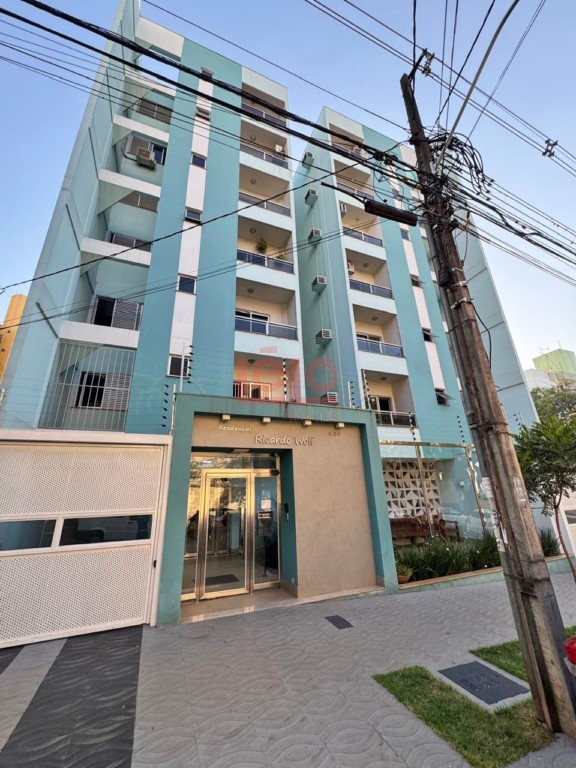 Apartamento para venda no Zona 07 em Maringa com 128,28m² por R$ 398.000,00