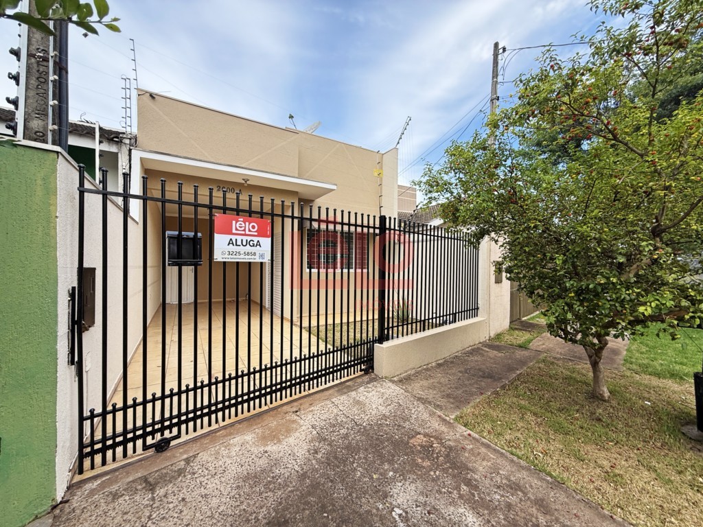 Casa Residencial para locacao no Jardim Monte Rei em Maringa com 99,92m² por R$ 2.800,00