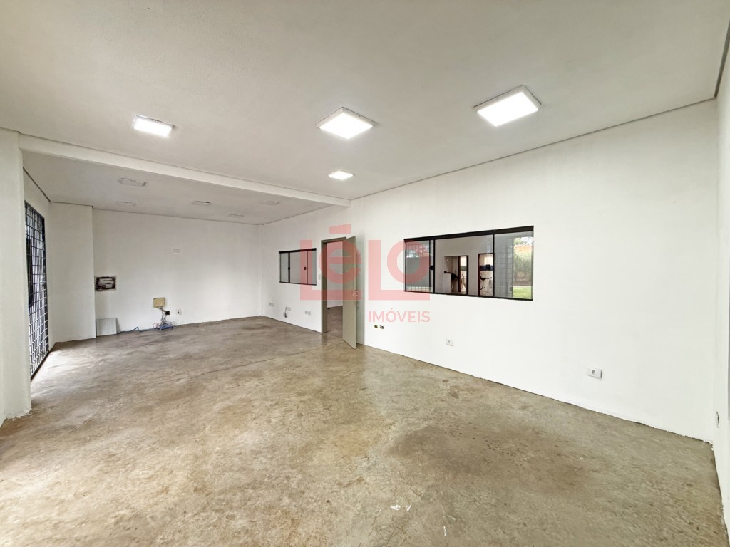 Barracão para locacao no Parque das Grevileas 3a Parte em Maringa com 313,24m² por R$ 4.500,00