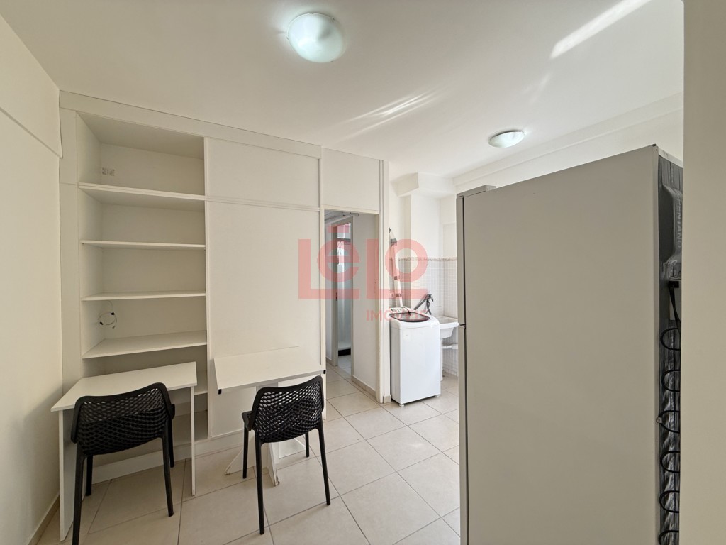 Apartamento para locacao no Zona 07 em Maringa com 61,52m² por R$ 1.600,00