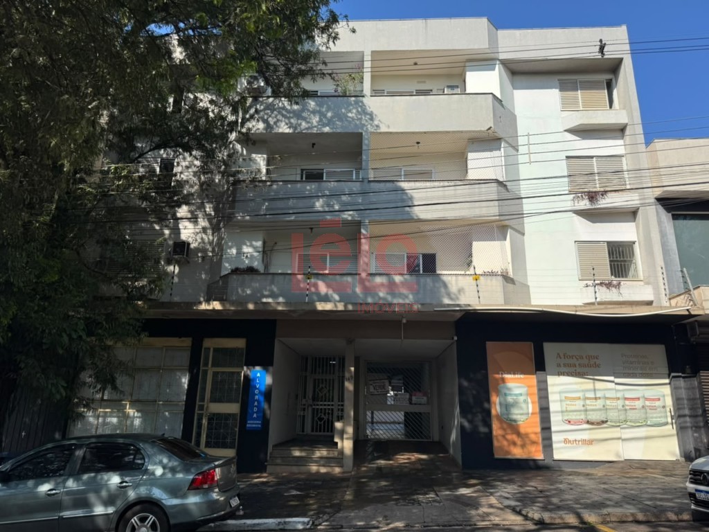 Apartamento para venda no Zona 04 em Maringa com 135,42m² por R$ 275.000,00
