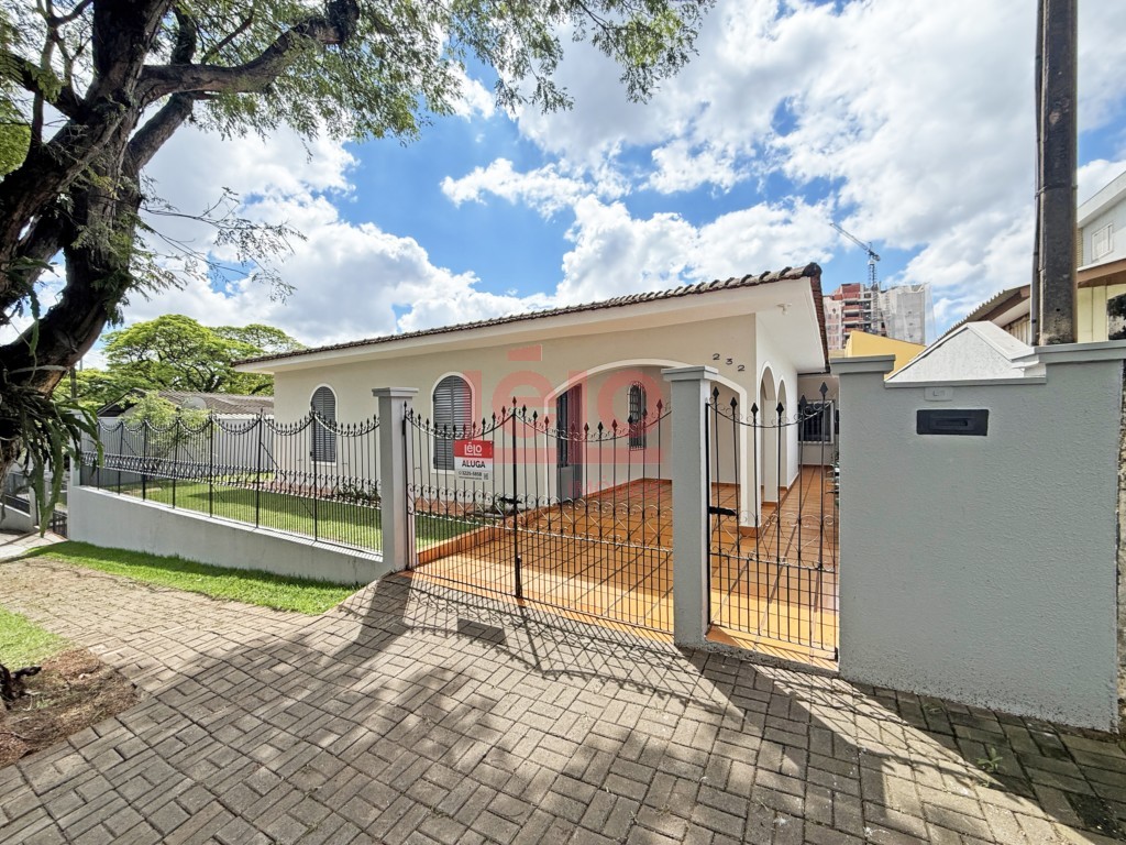 Casa Residencial para locacao no Zona 06 em Maringa com 112,7m² por R$ 2.500,00