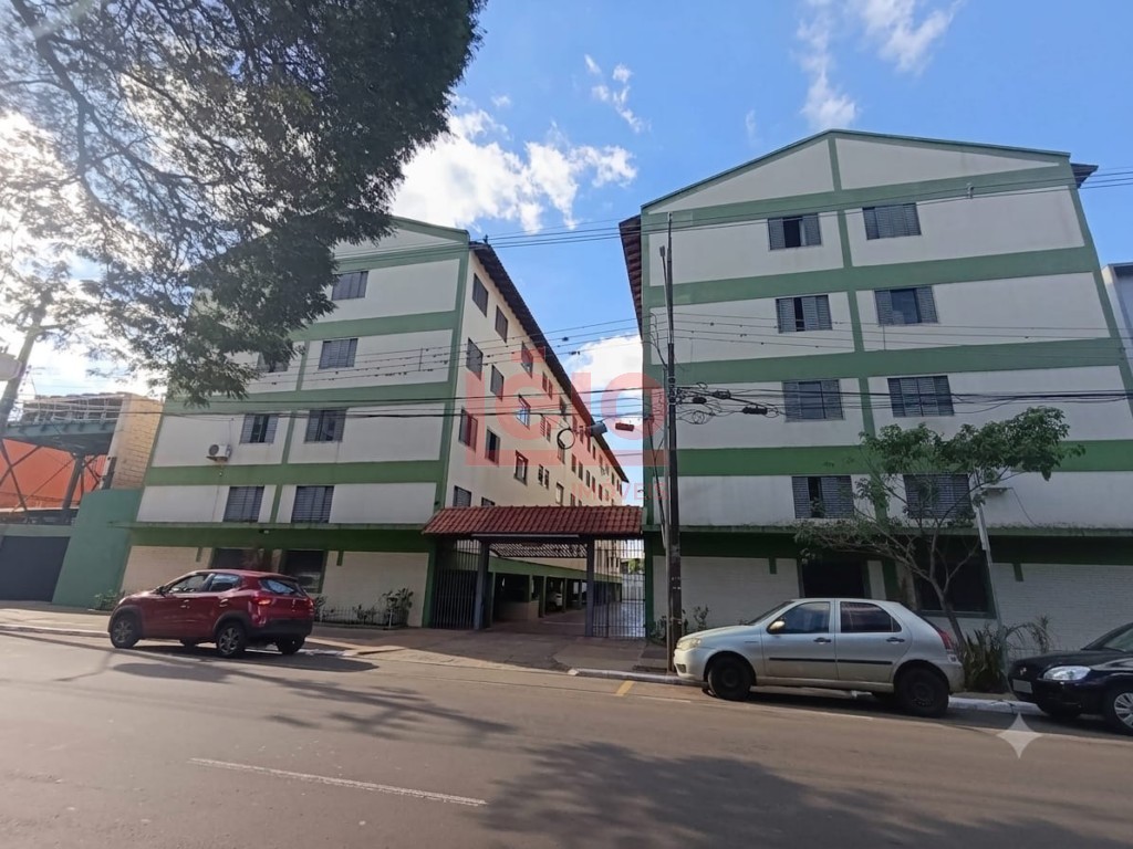 Apartamento para venda no Zona 06 em Maringa com 87m² por R$ 179.000,00
