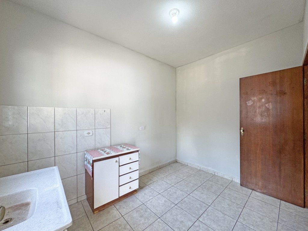 Apartamento para locacao no Zona 07 em Maringa com 35m² por R$ 1.200,00