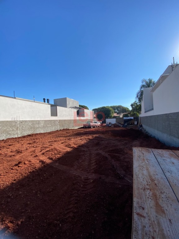 Terreno para venda no Zona 04 em Maringa com 600m² por R$ 1.400.000,00