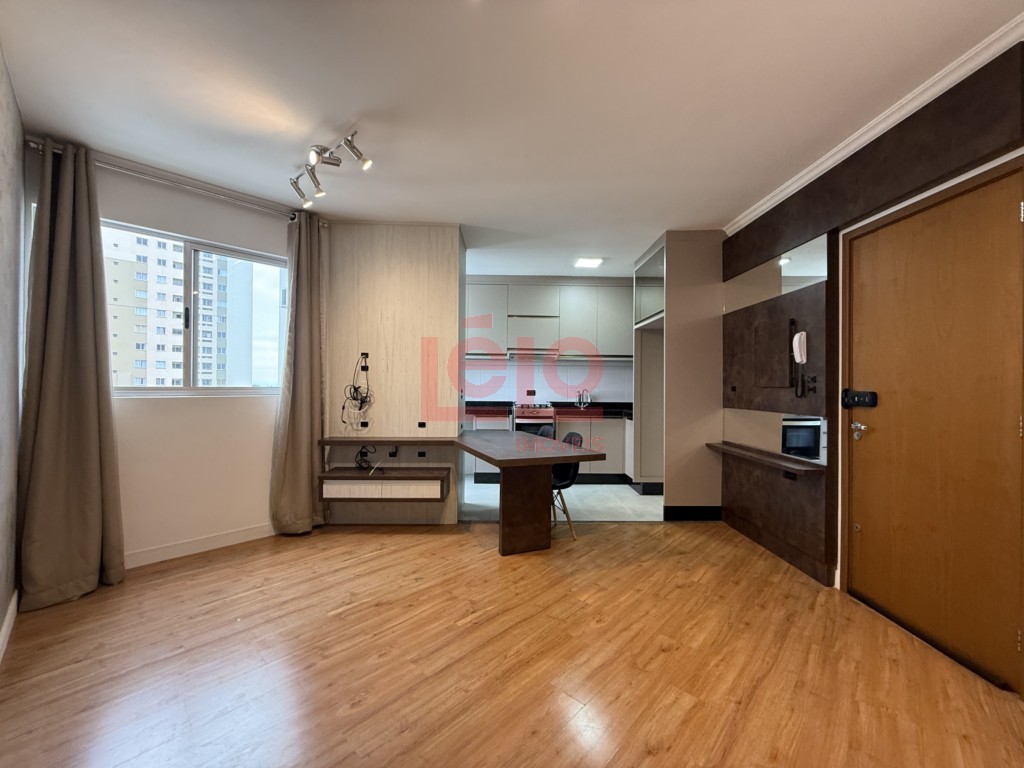 Apartamento para locacao no Parque Industrial em Maringa com 59,67m² por R$ 2.100,00