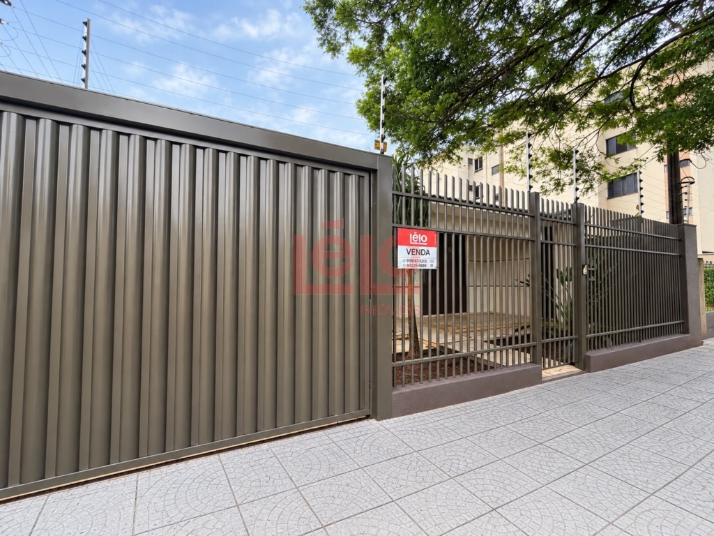 Casa Residencial para venda no Jardim Maravilha em Maringa com 329m² por R$ 870.000,00