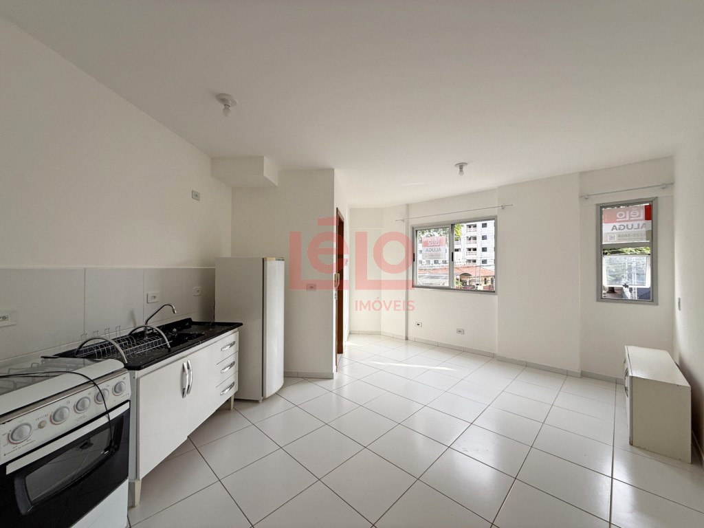 Apartamento para locacao no Zona 07 em Maringa com 35,21m² por R$ 1.200,00