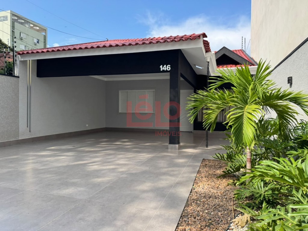 Casa Residencial para venda no Zona 07 em Maringa com 300m² por R$ 1.050.000,00