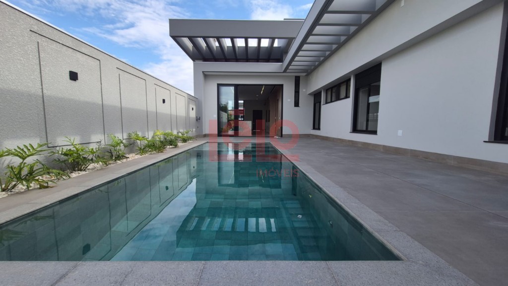 Casa em Condominio para venda no Parque Industrial em Maringa com 260m² por R$ 2.799.000,00