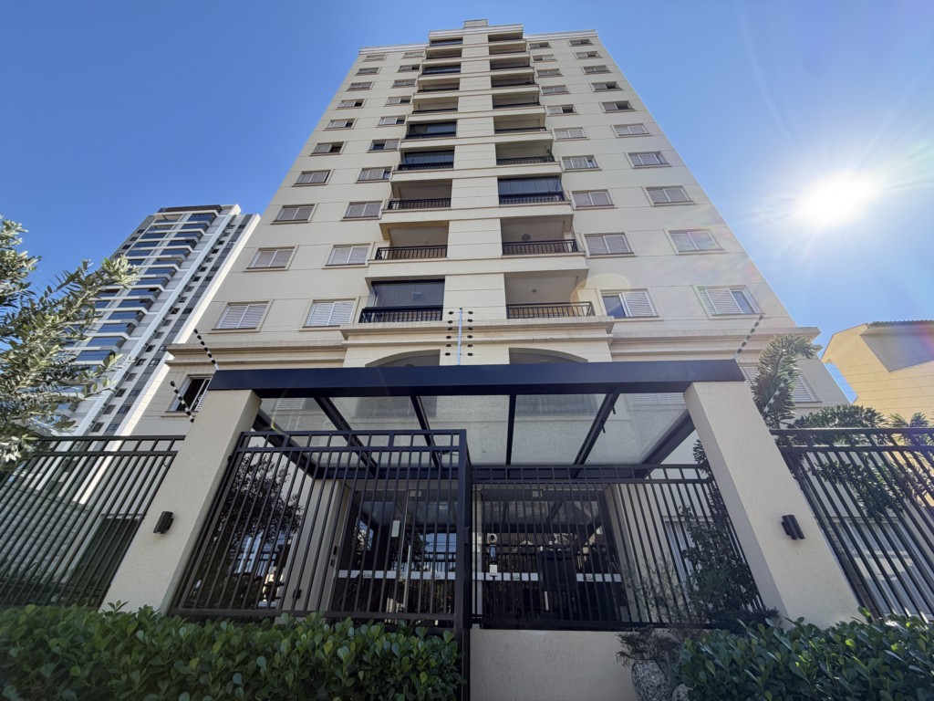 Apartamento para locacao no Zona 03 em Maringa com 107,24m² por R$ 3.200,00