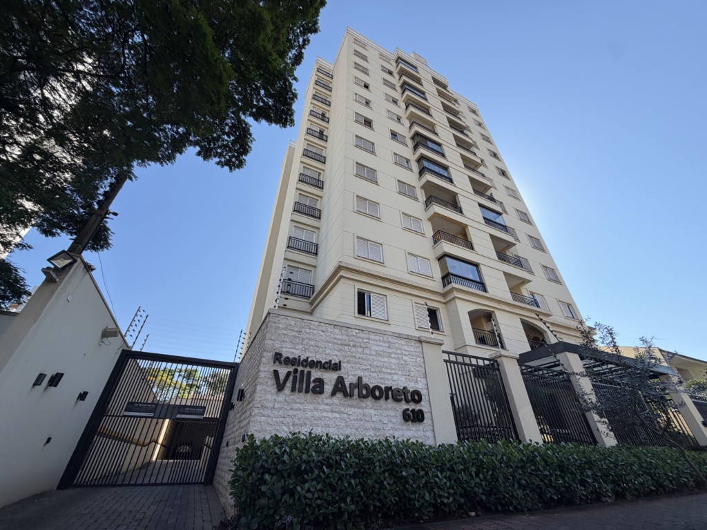 Apartamento para locacao no Zona 03 em Maringa com 107,24m² por R$ 3.200,00