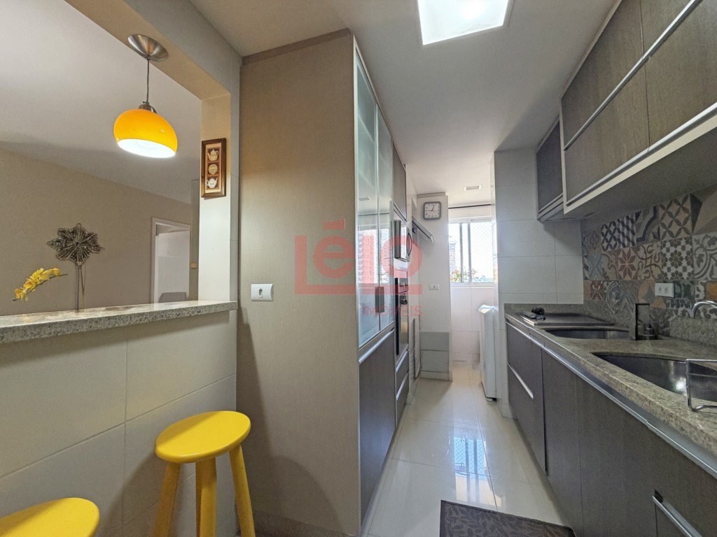 Apartamento para locacao no Zona 03 em Maringa com 107,24m² por R$ 3.200,00