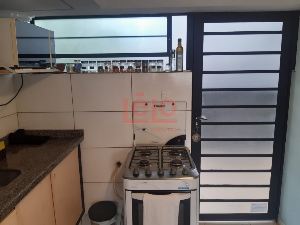 Apartamento para locacao no Zona 07 em Maringa com 52,18m² por R$ 1.300,00