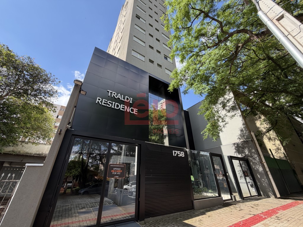 Apartamento para venda no Zona 01 em Maringa com 111,01m² por R$ 480.000,00