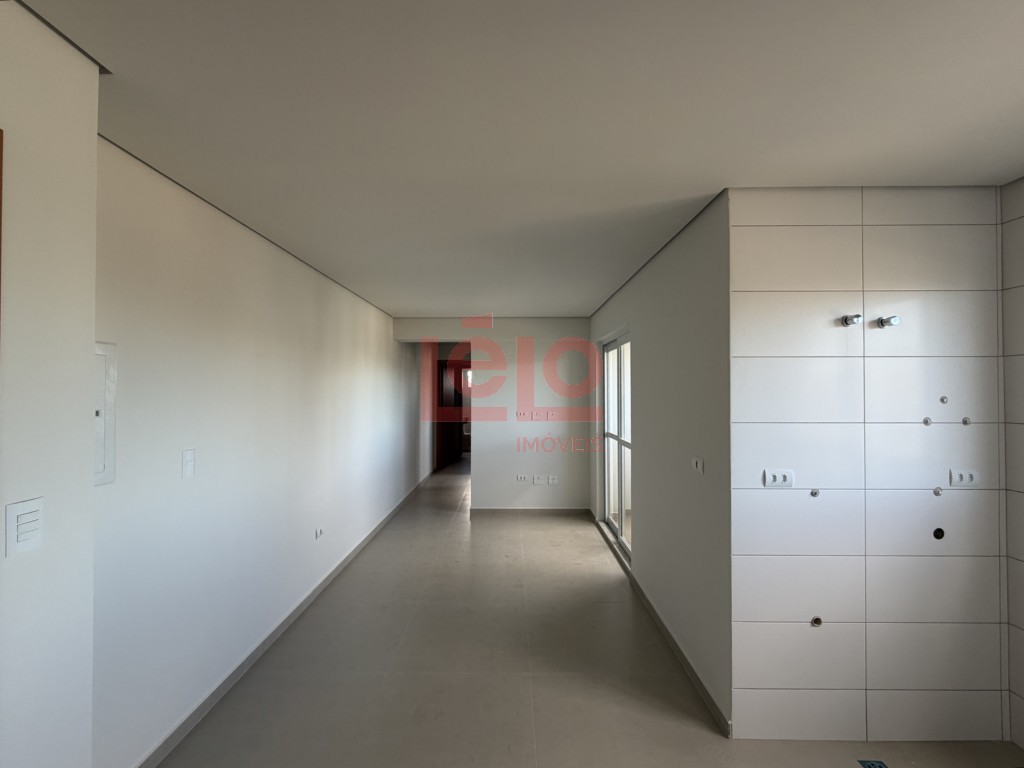 Apartamento para venda no Zona 01 em Maringa com 111,01m² por R$ 480.000,00