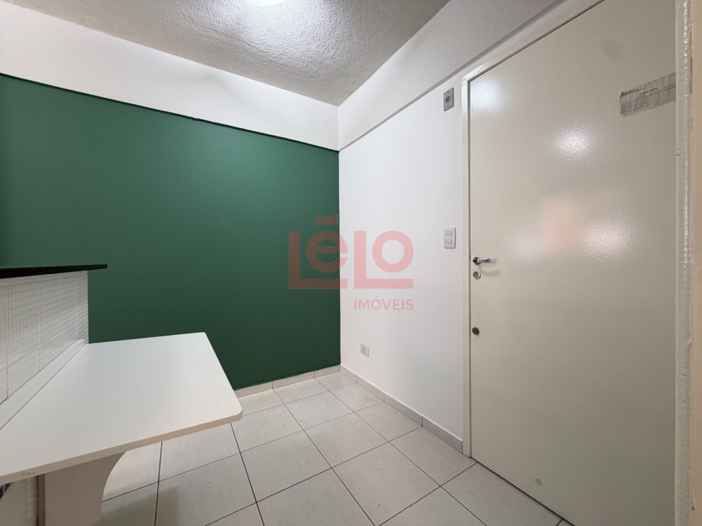Apartamento para locacao no Zona 07 em Maringa com 54m² por R$ 1.100,00