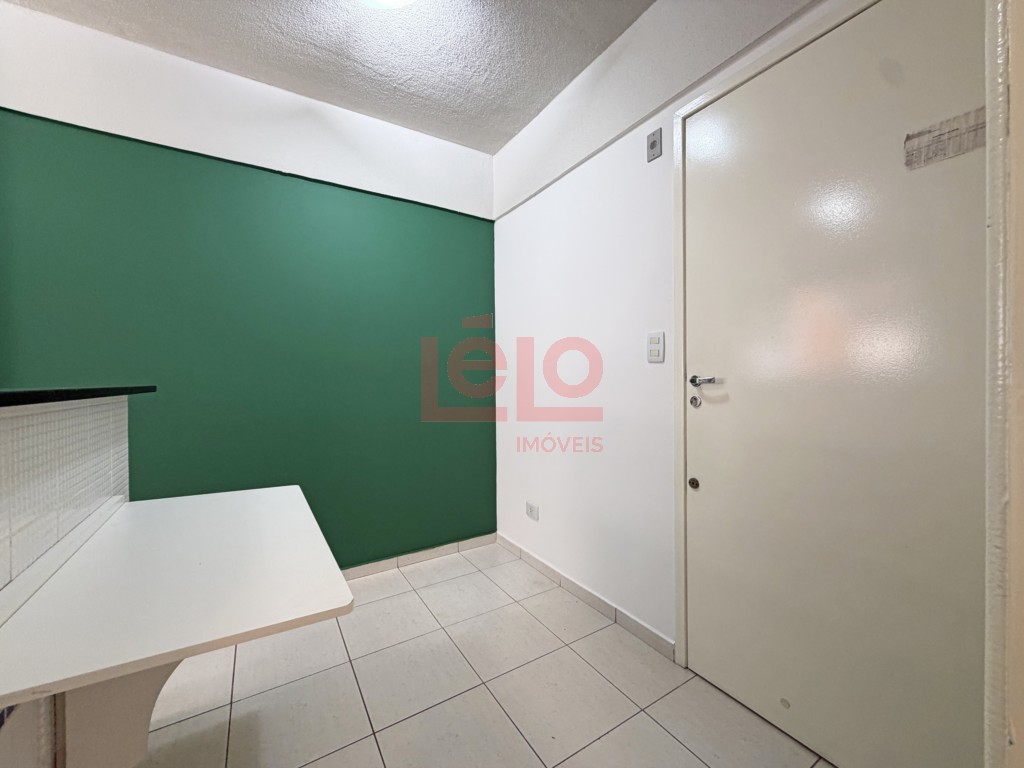 Apartamento para locacao no Zona 07 em Maringa com 54m² por R$ 1.100,00