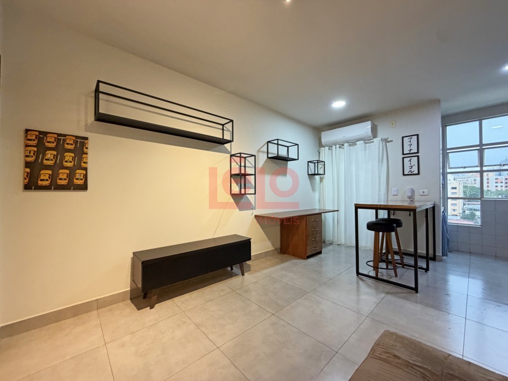 Apartamento para locacao no Zona 07 em Maringa com 85,53m² por R$ 1.300,00