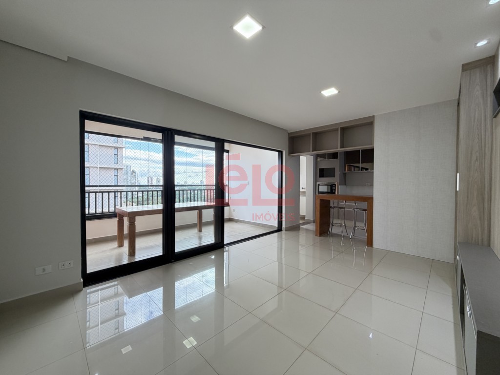 Apartamento para locacao no Zona 03 em Maringa com 201,07m² por R$ 5.900,00