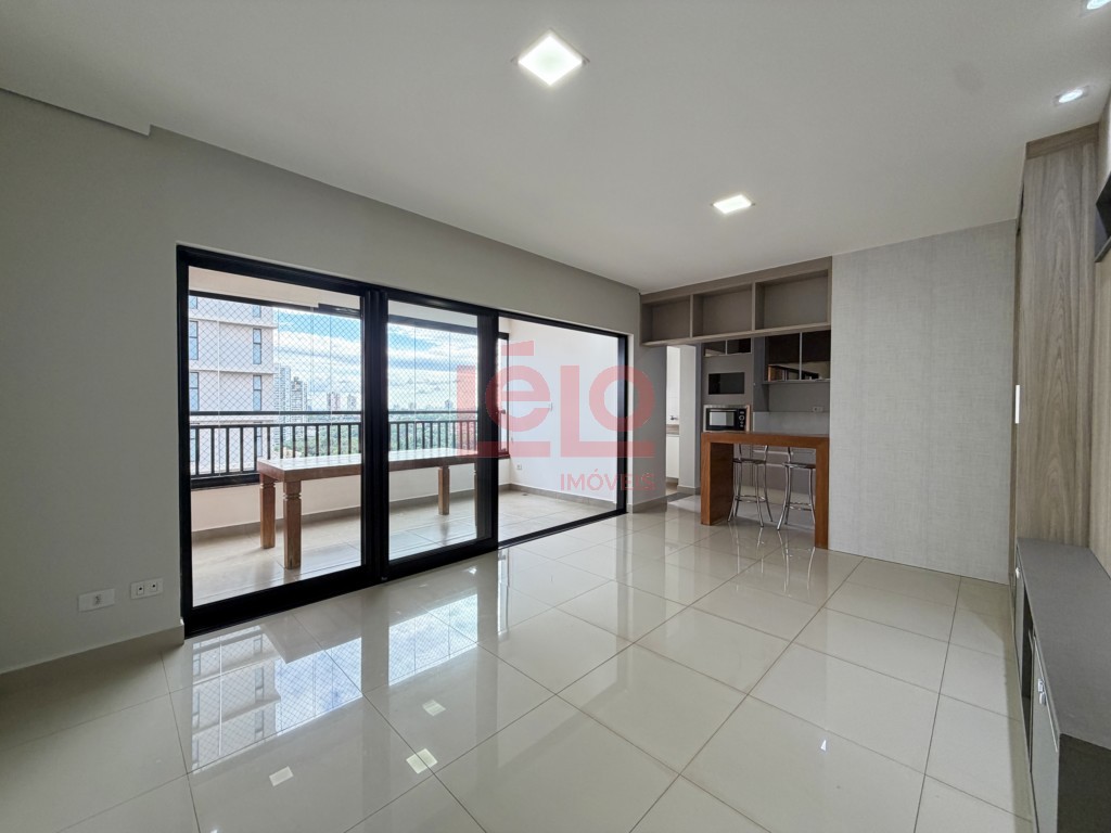 Apartamento para locacao no Zona 03 em Maringa com 201,07m² por R$ 5.900,00
