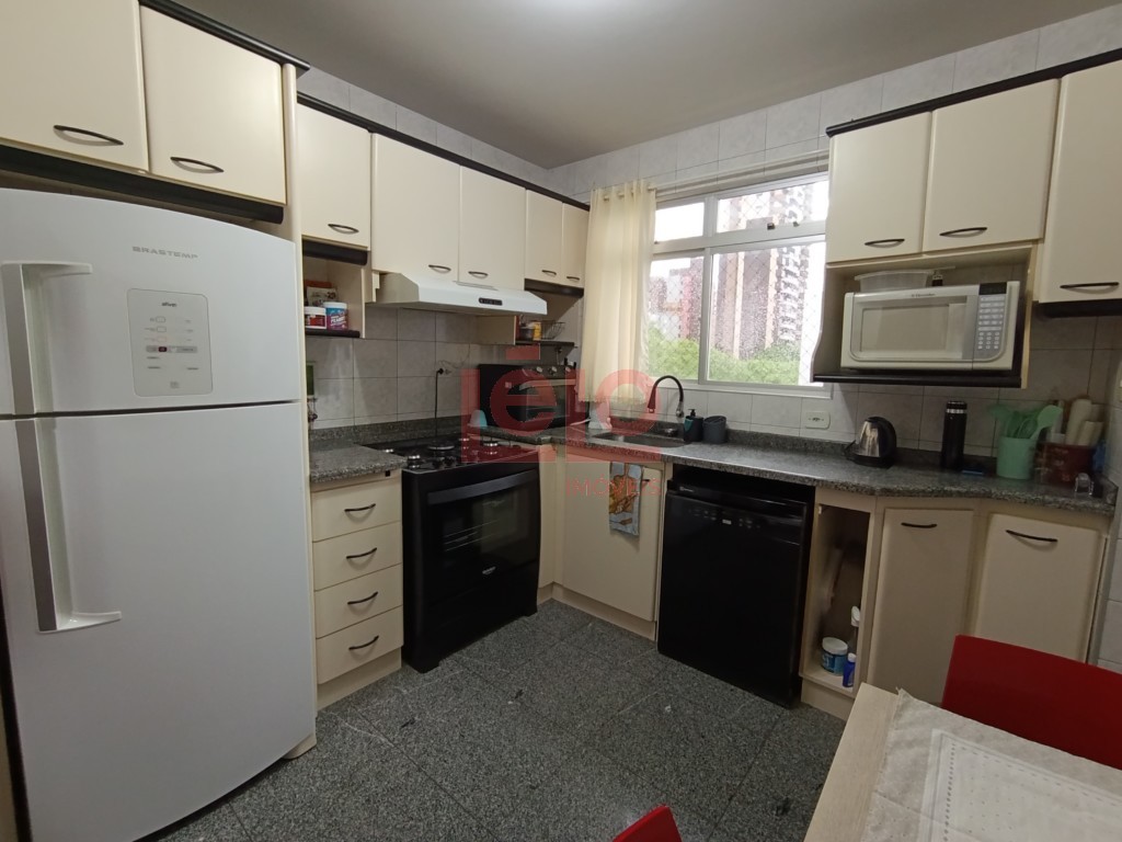 Apartamento para venda no Zona 07 em Maringa com 178,91m² por R$ 550.000,00