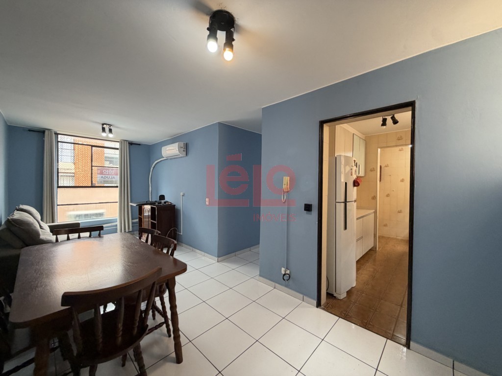Apartamento para locacao no Zona 07 em Maringa com 80,77m² por R$ 1.500,00