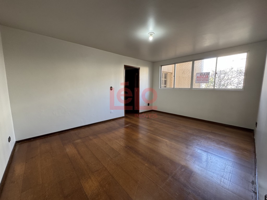 Apartamento para locacao no Zona 07 em Maringa com 136,08m² por R$ 1.600,00
