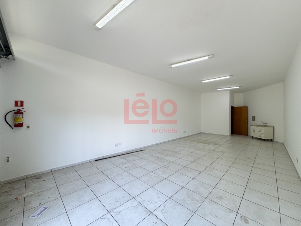 Sala Comercial para locacao no Zona 03 em Maringa com 54,95m² por R$ 1.450,00
