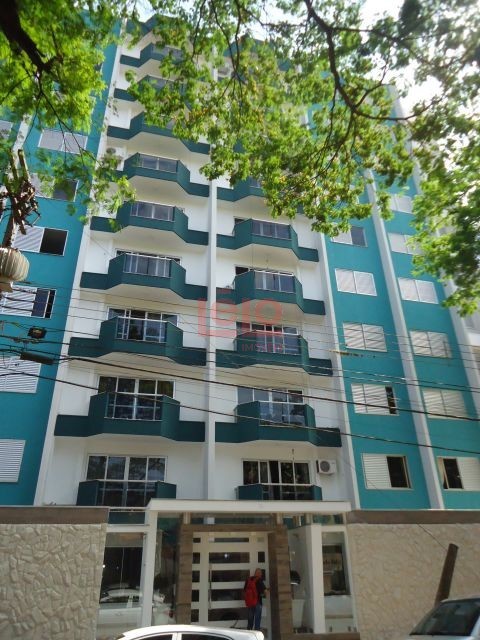 Apartamento para locacao no Zona 07 em Maringa com 190,37m² por R$ 1.900,00