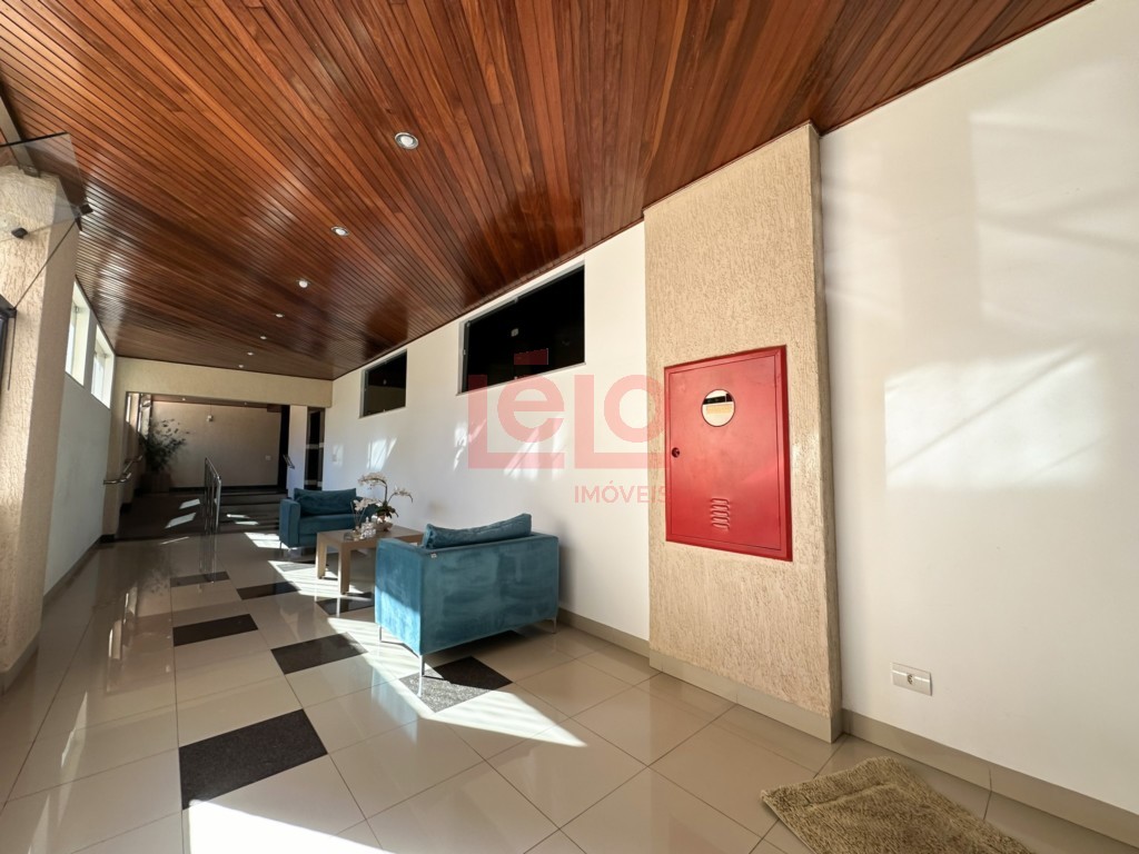 Apartamento para locacao no Zona 07 em Maringa com 154,54m² por R$ 2.200,00