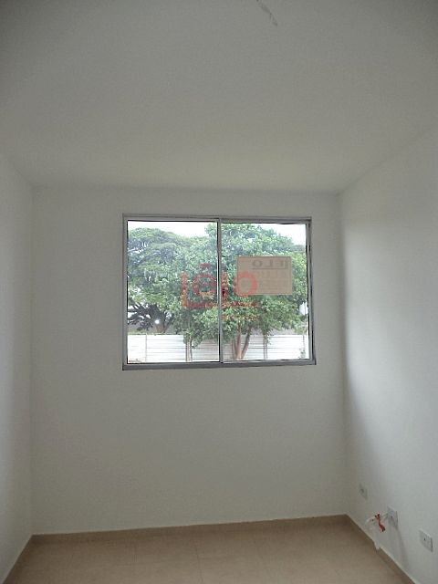 Apartamento para locacao no Zona 06 em Maringa com 56,36m² por R$ 1.300,00