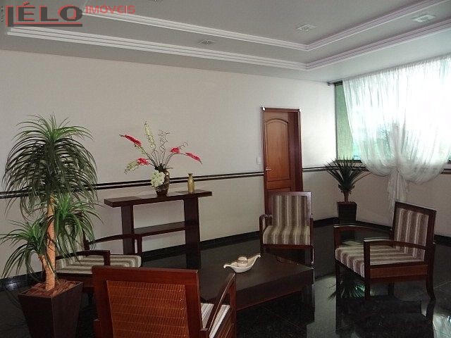 Apartamento para venda no Zona 07 em Maringa com 213,57m² por R$ 650.000,00