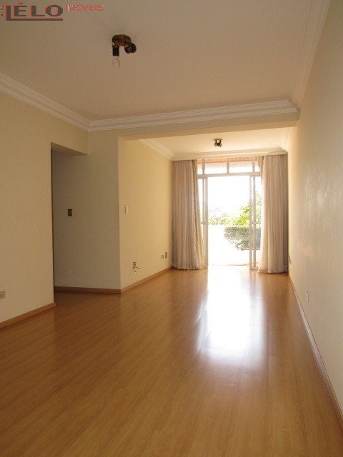 Apartamento para locacao no Zona 07 em Maringa com 130,33m² por R$ 2.000,00