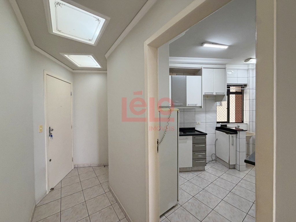 Apartamento para locacao no Zona 07 em Maringa com 115,69m² por R$ 1.650,00
