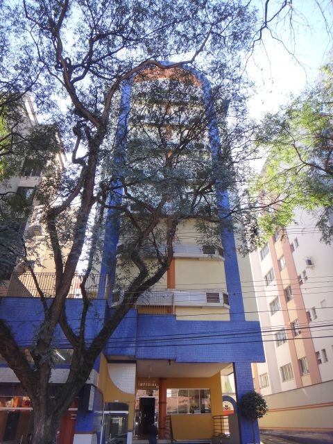 Apartamento para locacao no Zona 07 em Maringa com 118m² por R$ 1.500,00
