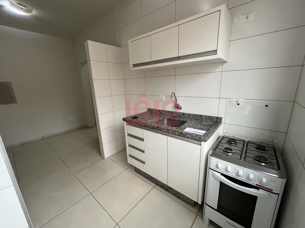 Apartamento para locacao no Zona 07 em Maringa com 63,85m² por R$ 1.000,00