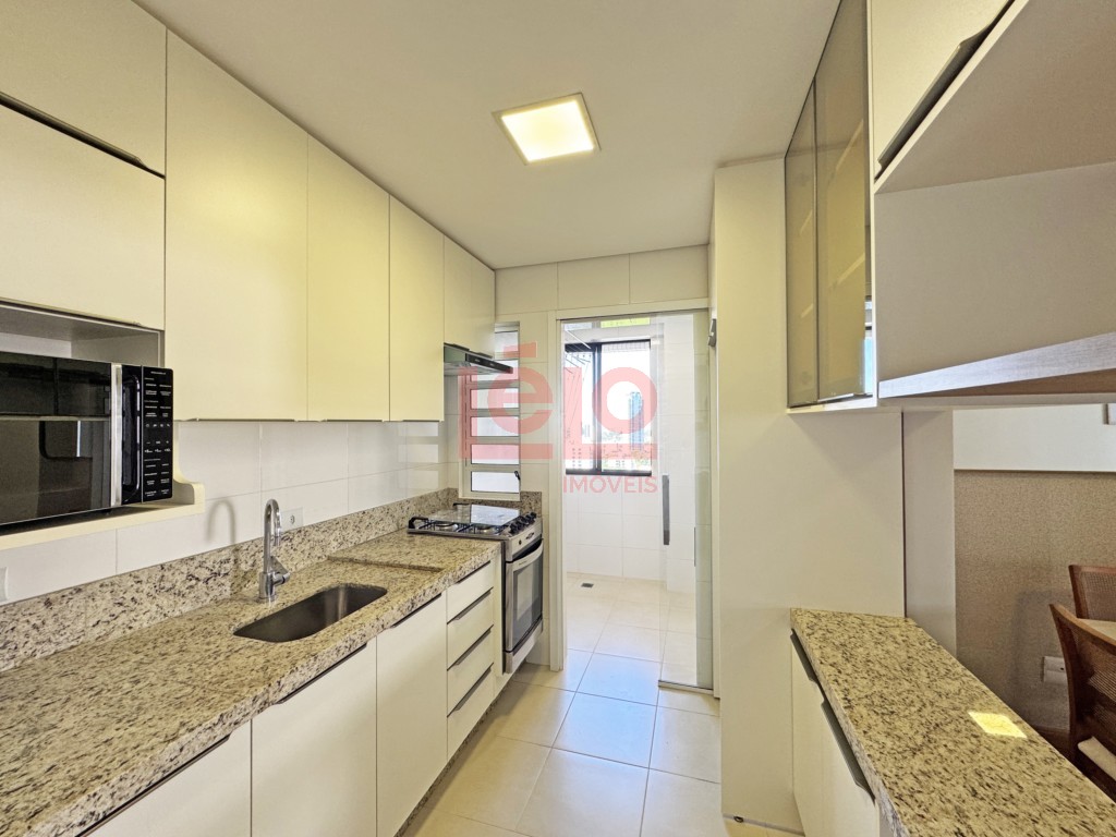 Apartamento para locacao no Zona 03 em Maringa com 167,5m² por R$ 5.500,00
