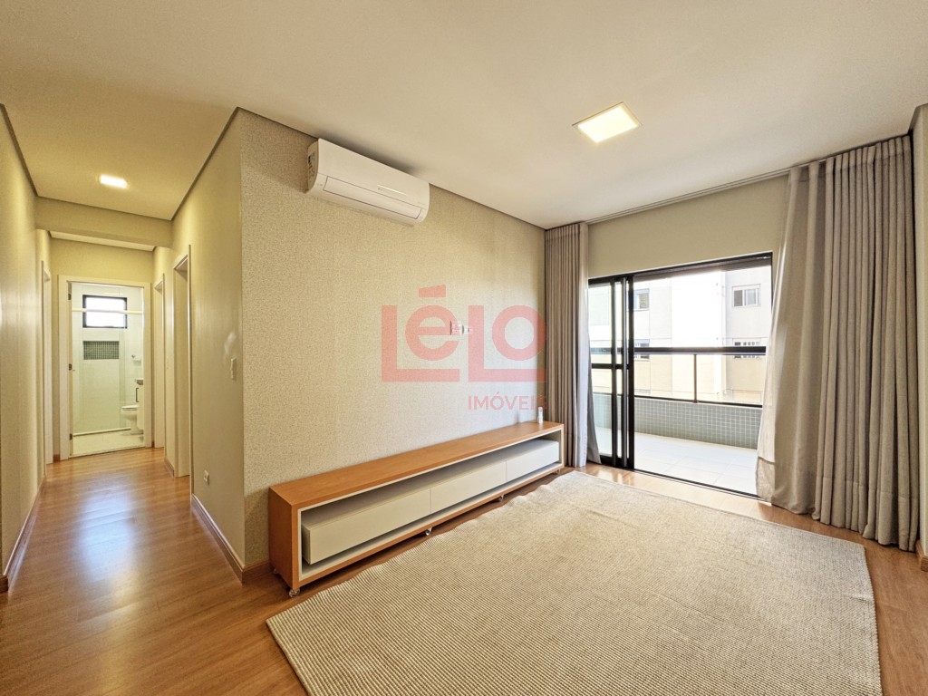 Apartamento para locacao no Zona 03 em Maringa com 167,5m² por R$ 5.500,00