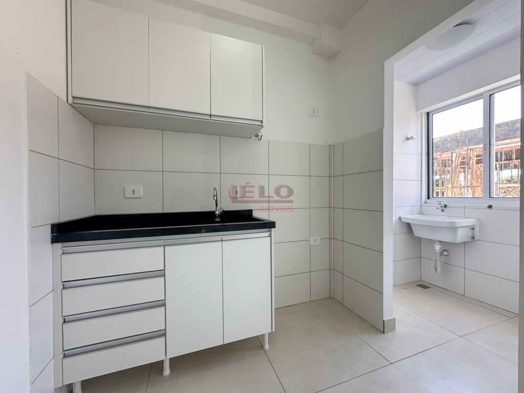 Apartamento para locacao no Zona 03 em Maringa com 59,63m² por R$ 1.400,00