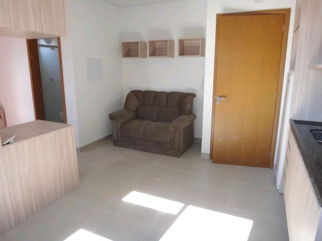 Apartamento para locacao no Zona 07 em Maringa com 67,78m² por R$ 1.800,00